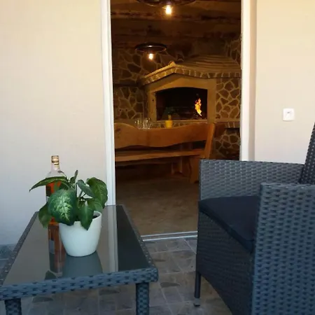 Dalmatian Modern With Tavern Apartment Zadar