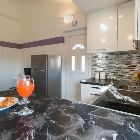 Dalmatian Modern With Tavern Zadar